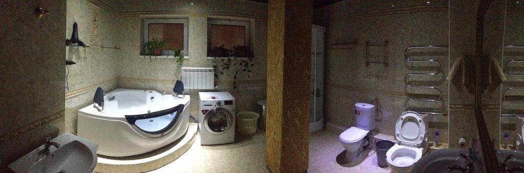 Triumph Astana Hostel Zimmer foto