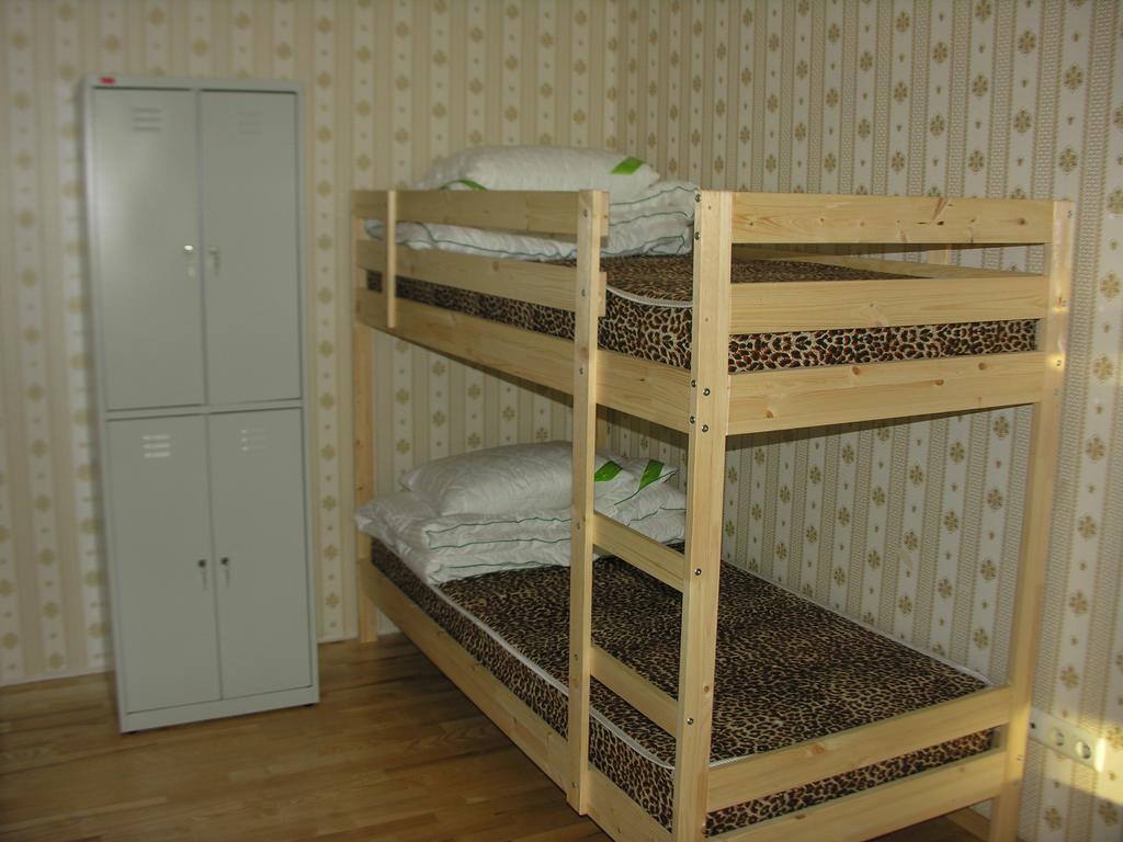 Triumph Astana Hostel Zimmer foto